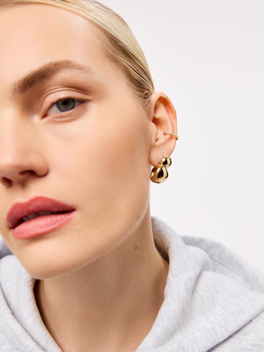 Abby Gold Hoop Earrings