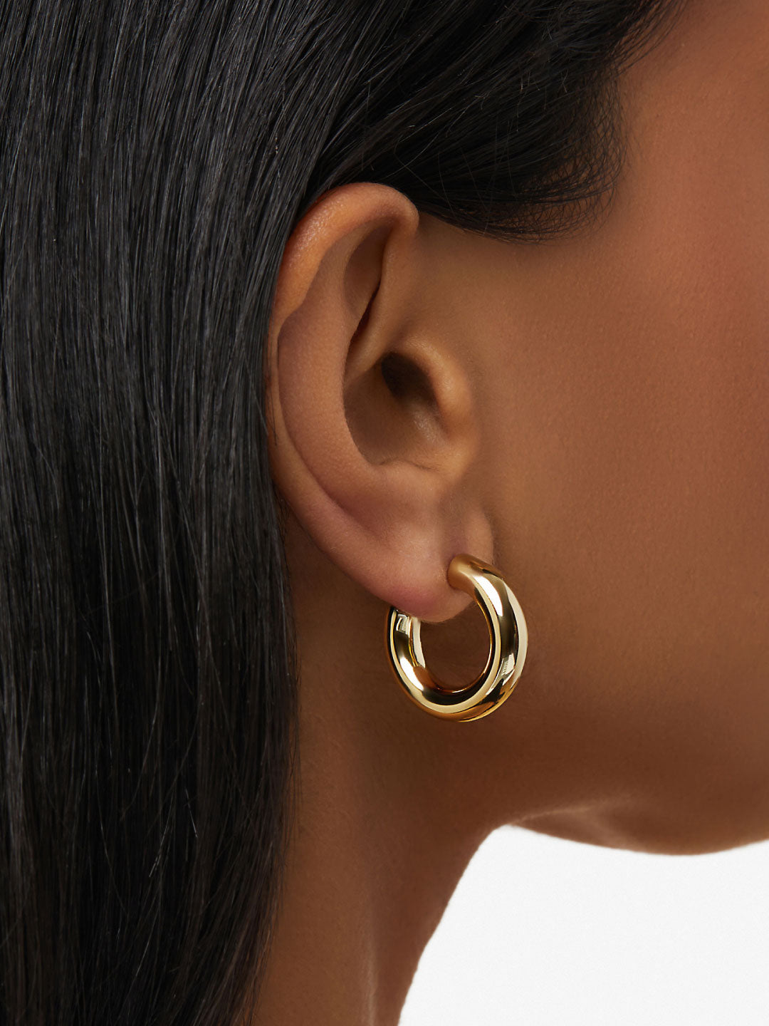 Tia Hoop Earrings