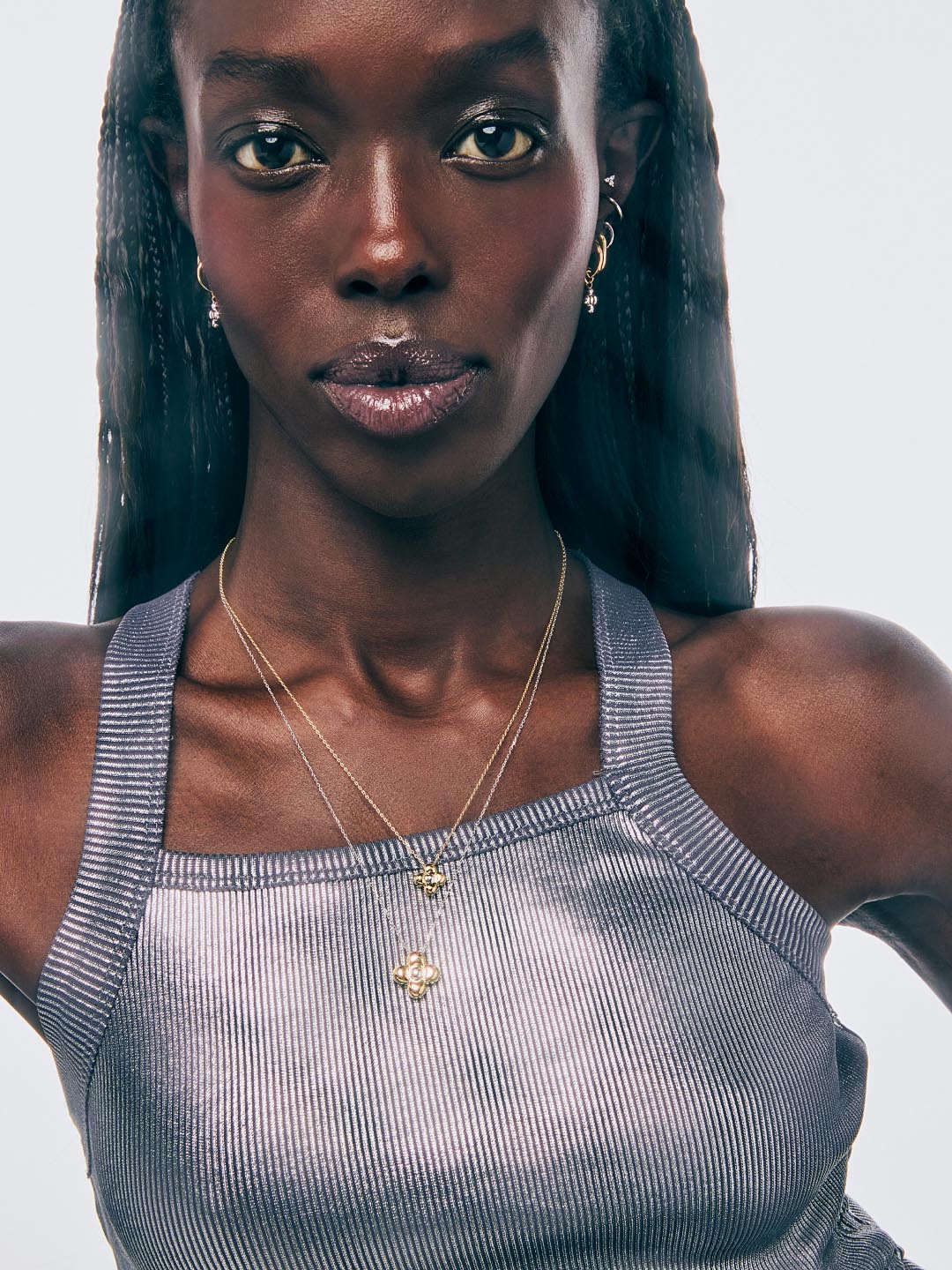 Liora Pendant Flower Necklace