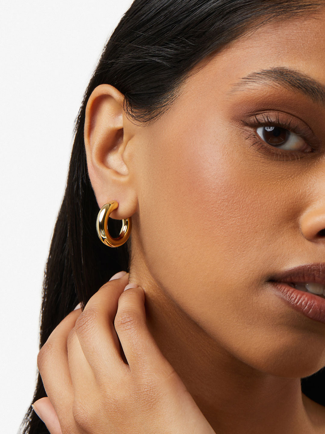 Tia Hoop Earrings
