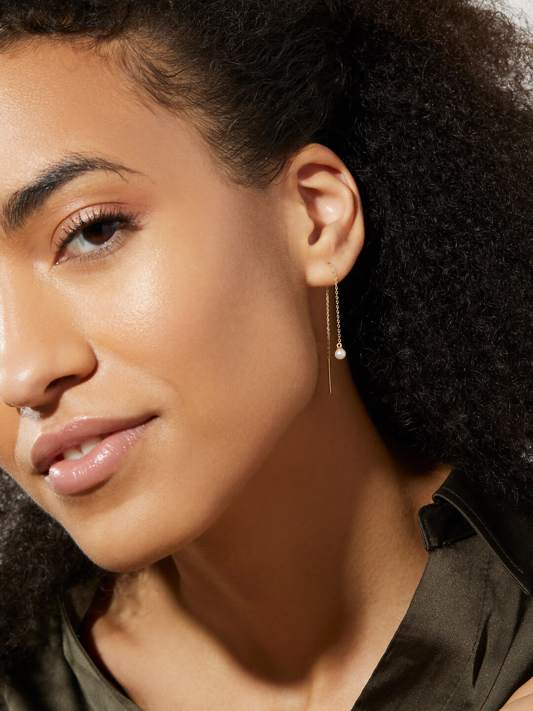 Abrielle Pearl Threader Earrings