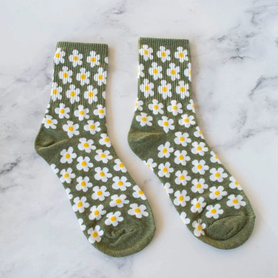 Full of Daisy Casual Socks: Olive