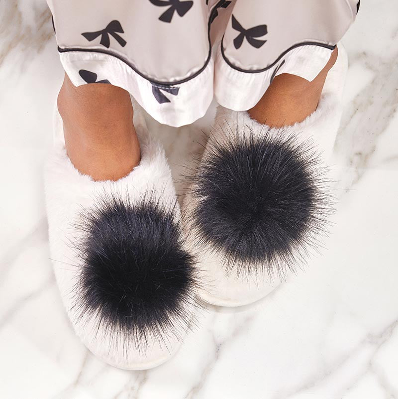 Plush Pom Pom Slippers