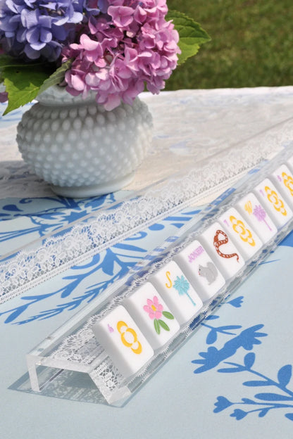 White Lace Acrylic Rack