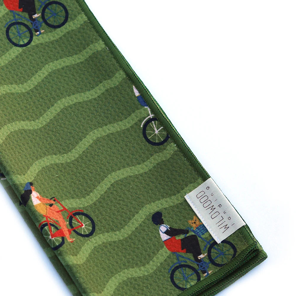 Rolling & Roaming Microfiber Hand Towel